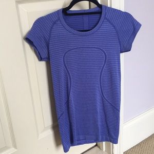 Authentic Lululemon athletic  t-shirt